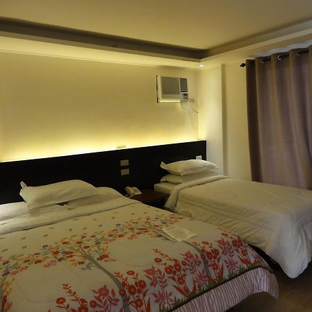 Balabag  Beachcomber Resort מראה חיצוני תמונה