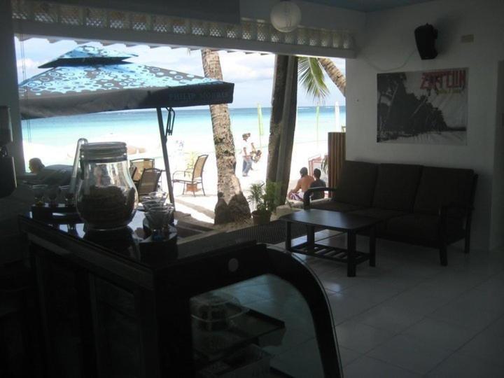Balabag  Beachcomber Resort מראה חיצוני תמונה