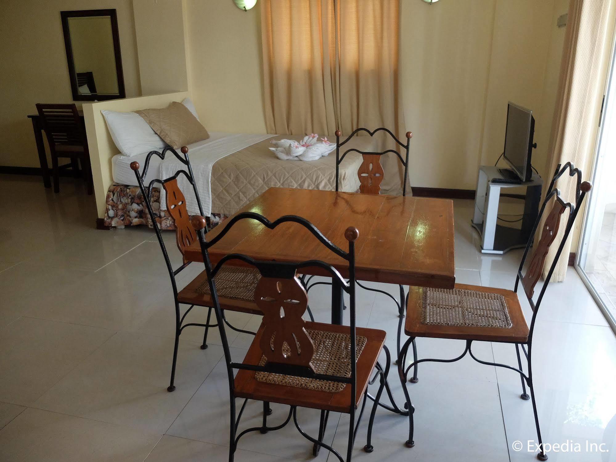 Balabag  Beachcomber Resort מראה חיצוני תמונה